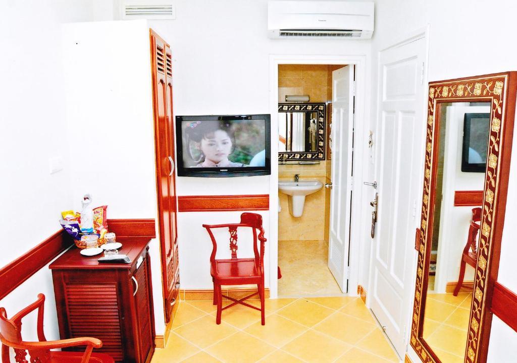 Hoang Thanh Thuy Airport Hotel 1 - Gan Am Thuc Dem Cho Hoang Hoa Tham Ho-Chi-Minh-Stadt Zimmer foto