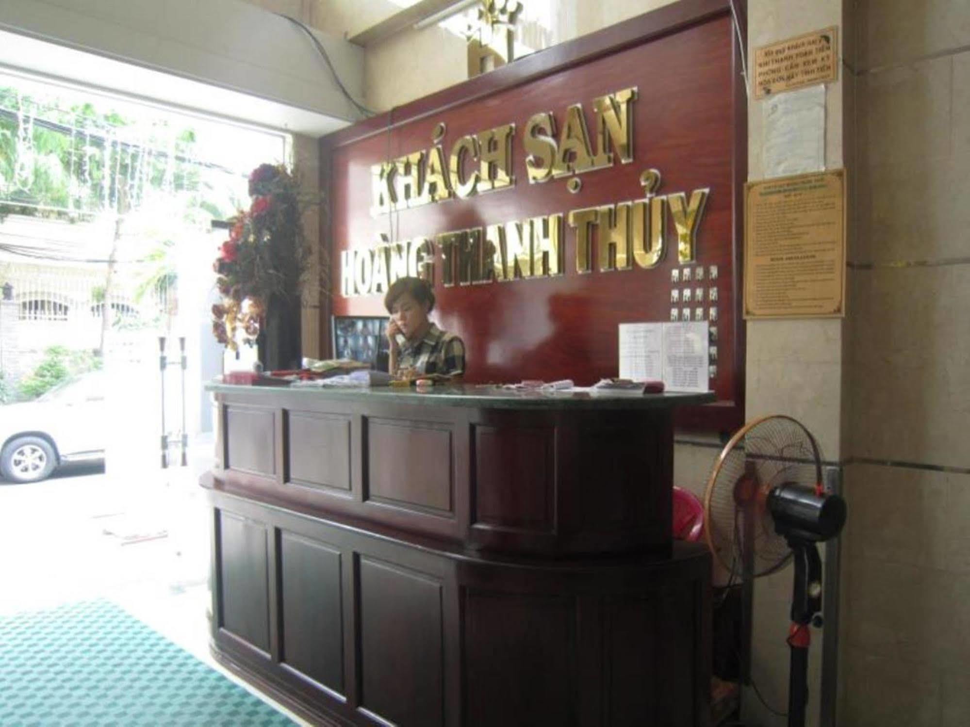 Hoang Thanh Thuy Airport Hotel 1 - Gan Am Thuc Dem Cho Hoang Hoa Tham Ho-Chi-Minh-Stadt Exterior foto